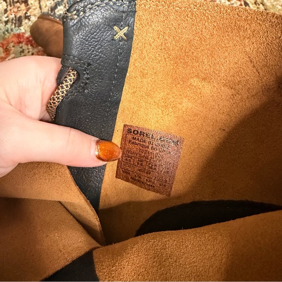 Sorel knee high wedge boots - rare - Picture 6 of 8